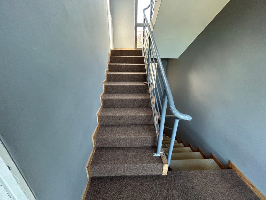 7 Bedroom Property for Sale in Wavecrest Eastern Cape
